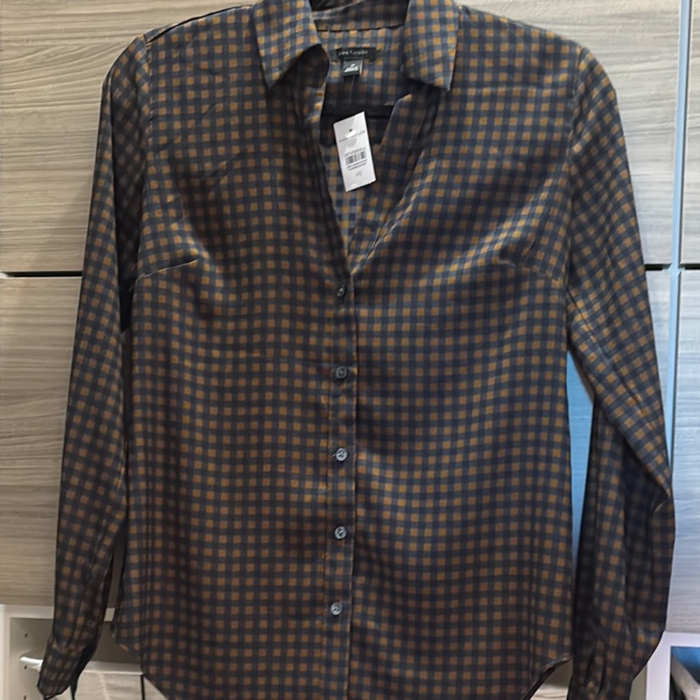Women’s Ann Taylor Blue and Brown Checkered Blouse